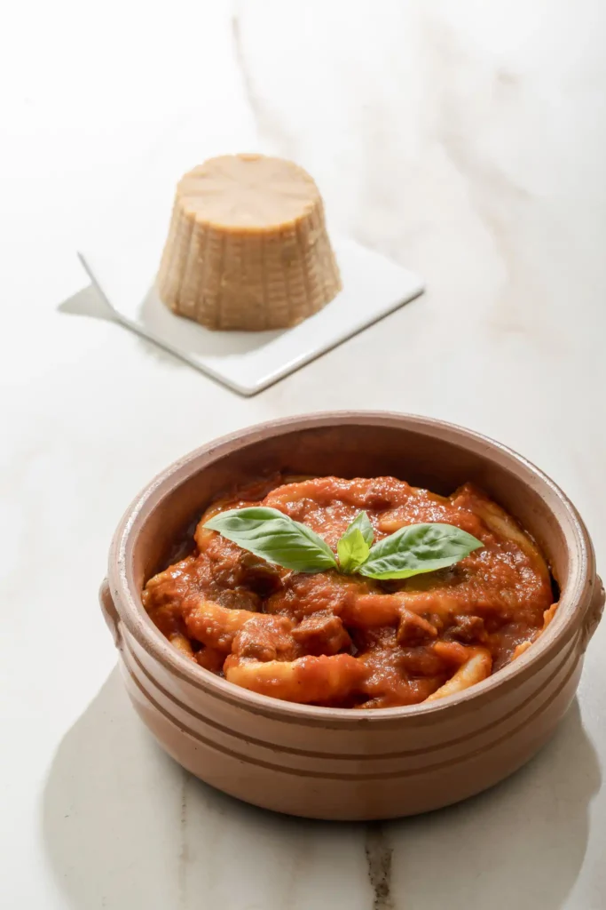 donna-elisa-osteria-pasta-sugo-grand-hotel-santa-maria