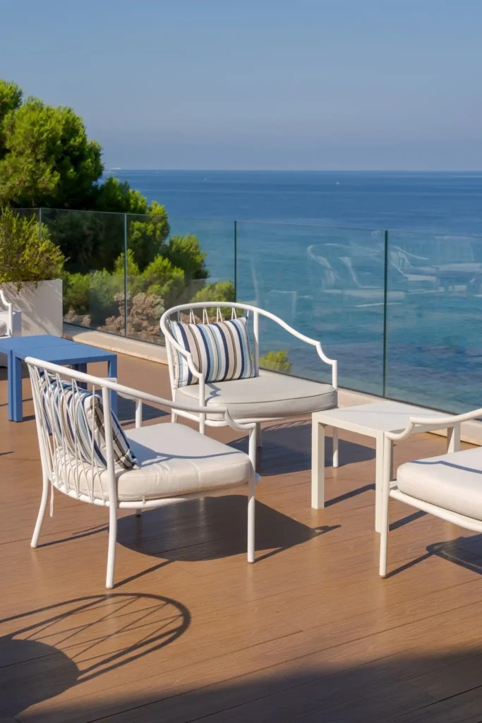 salottino-blue-terrace-grand-hotel-santa-maria