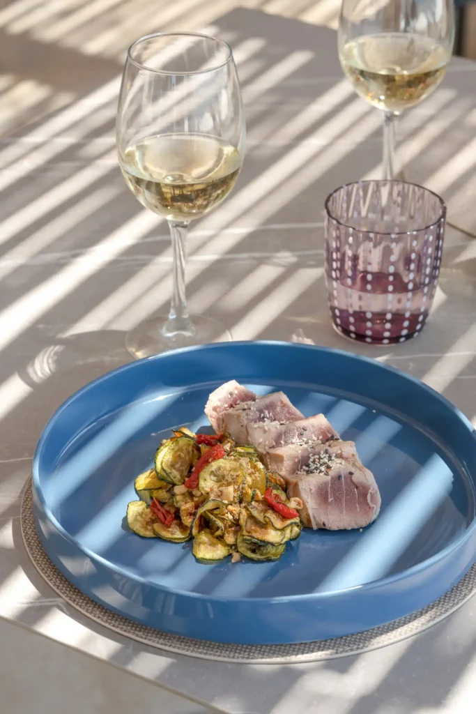 tonno-zucchine-vino-beach-house-grand-hotel-santa-maria
